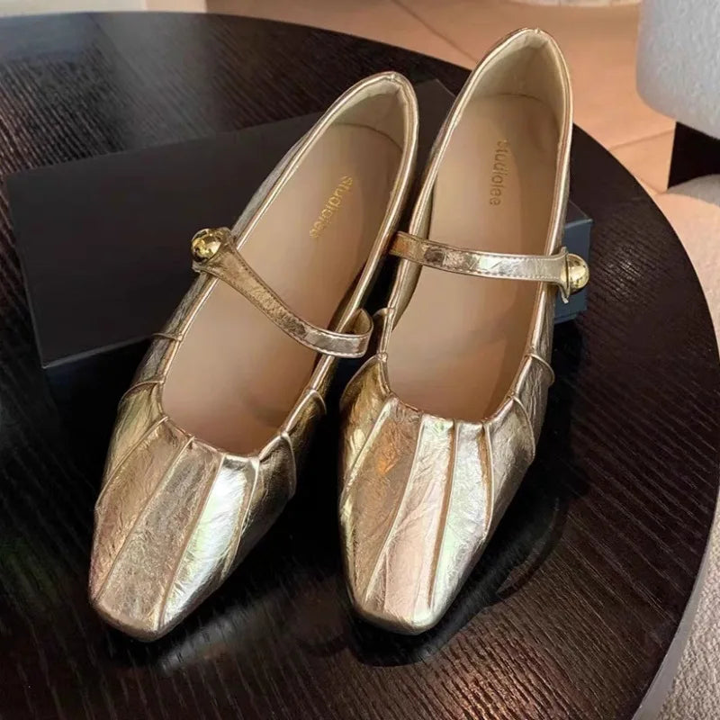 Solid Women's One-word Buckle Strap Metal Embellishment Slippers Zpaxo