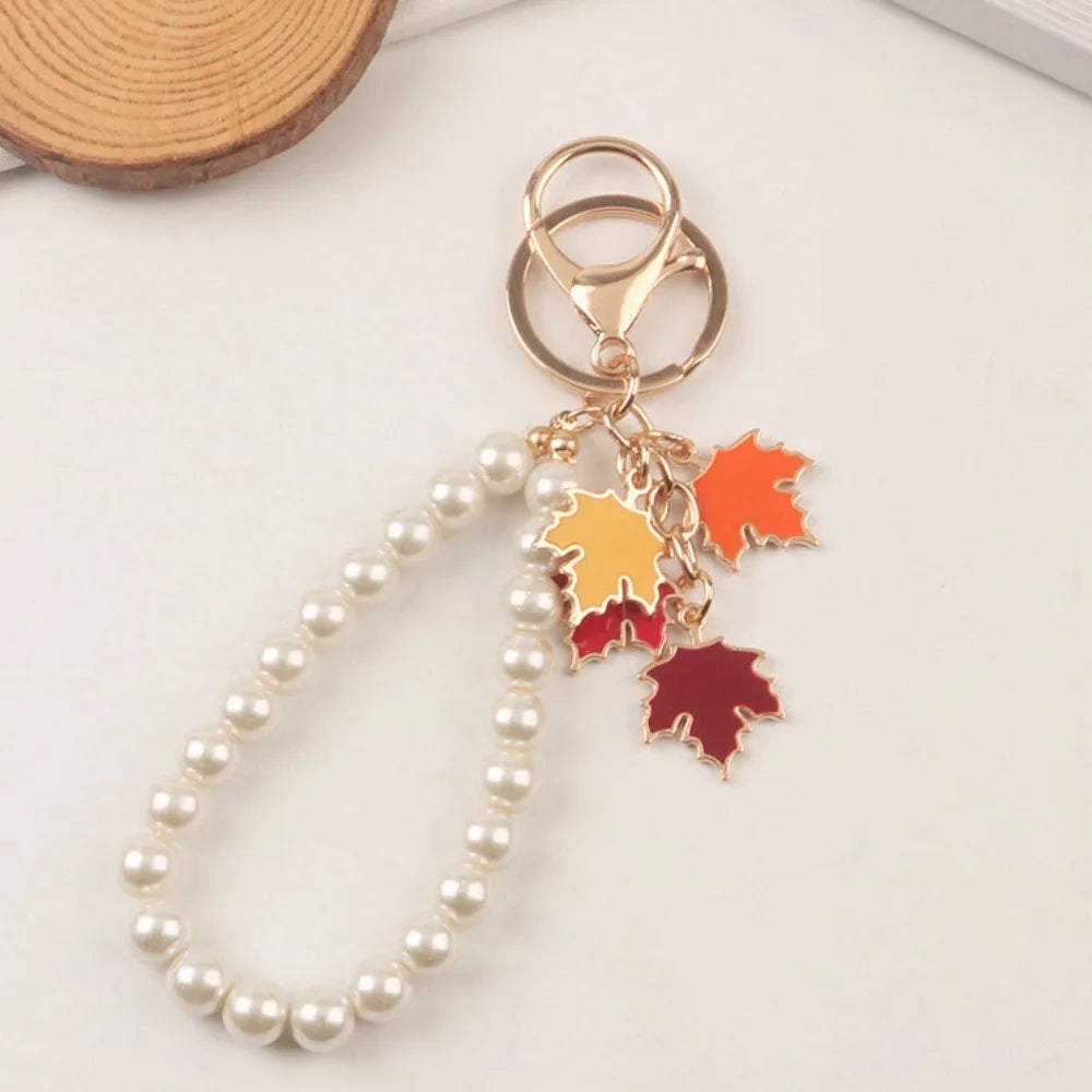 Maple Leaf Maple Leaf Keychain Creative Charms Enamel Plant Key Rings with Pearl Lanyard Pendants Leaf Metal Keyring Handbag Zpaxo
