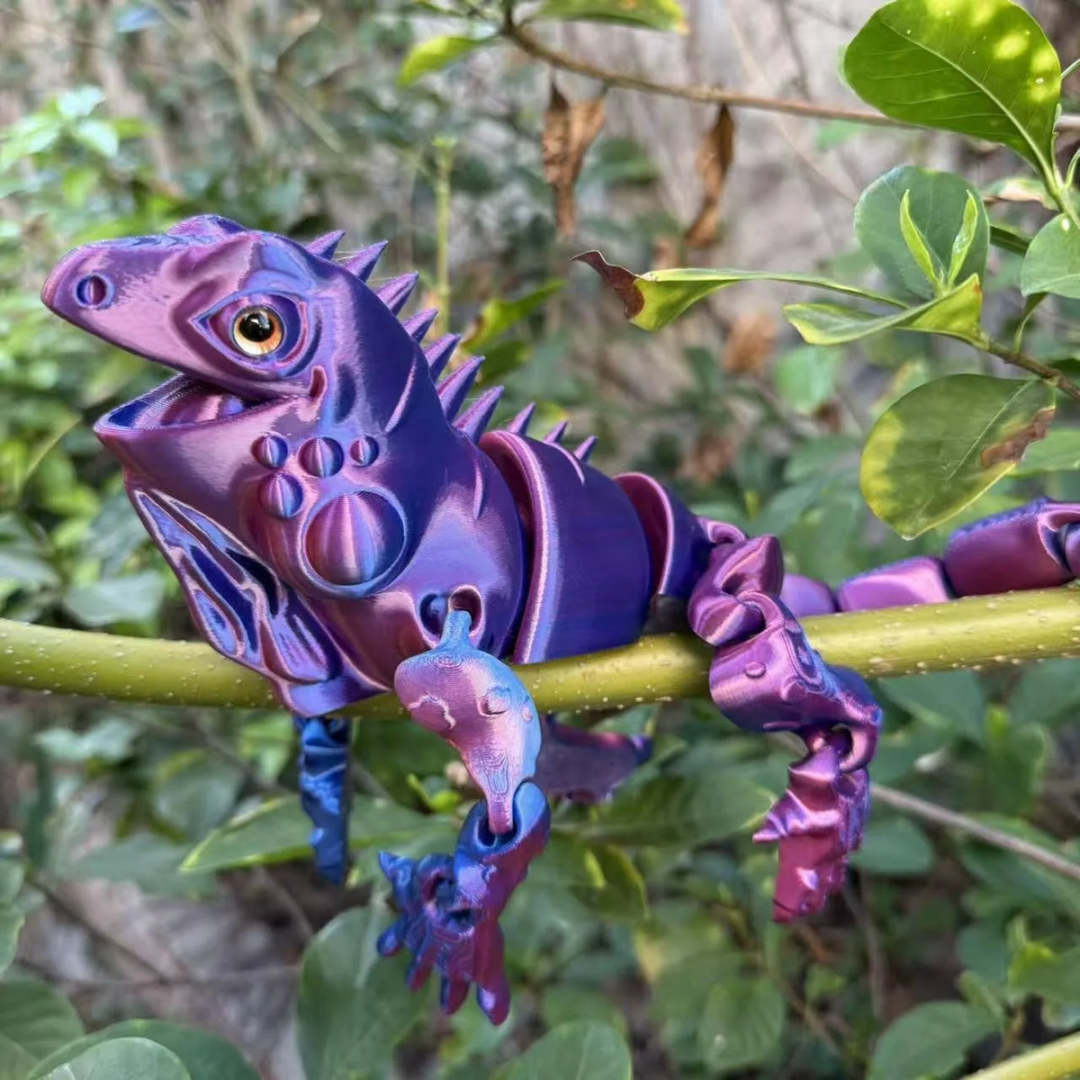 Flexible Jointed 3D Printed Chameleon Statue Rich Expressive Eyes Zpaxo