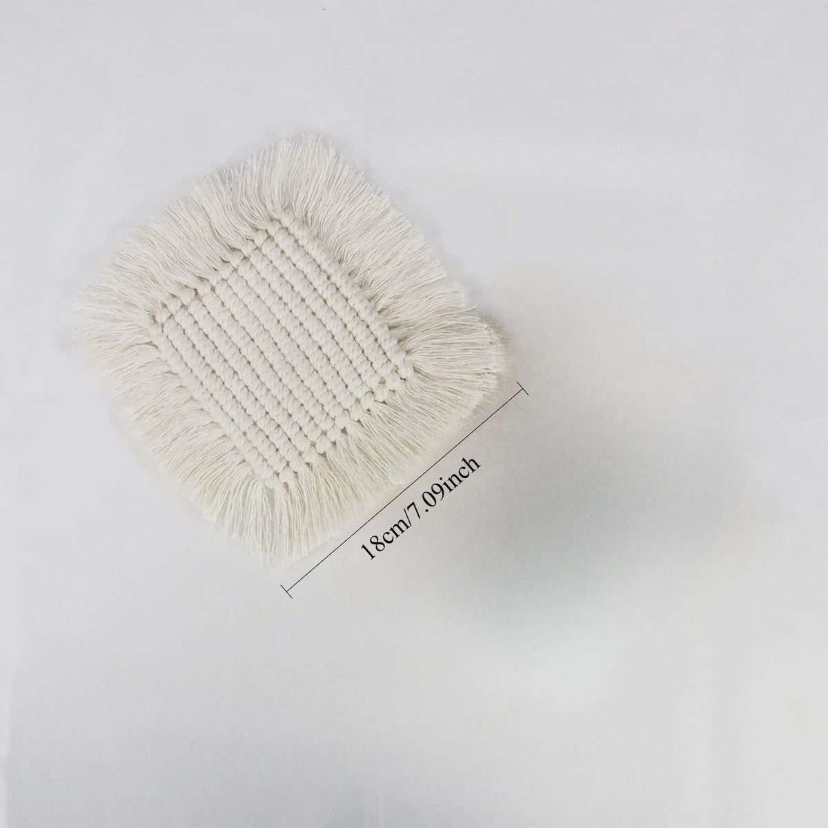 Woven coasters circular anti slip mats party mats picnic outdoor mats cotton ropes are essential modern and simple Zpaxo square 3PC