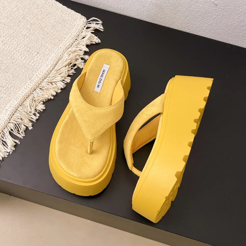 Wedge Outdoor Slippers Women's Summer Thick Bottom Flip Flops Outdoor High Waist Seaside Beach Leisure Flip Flops Suede Zpaxo YELLOW 35