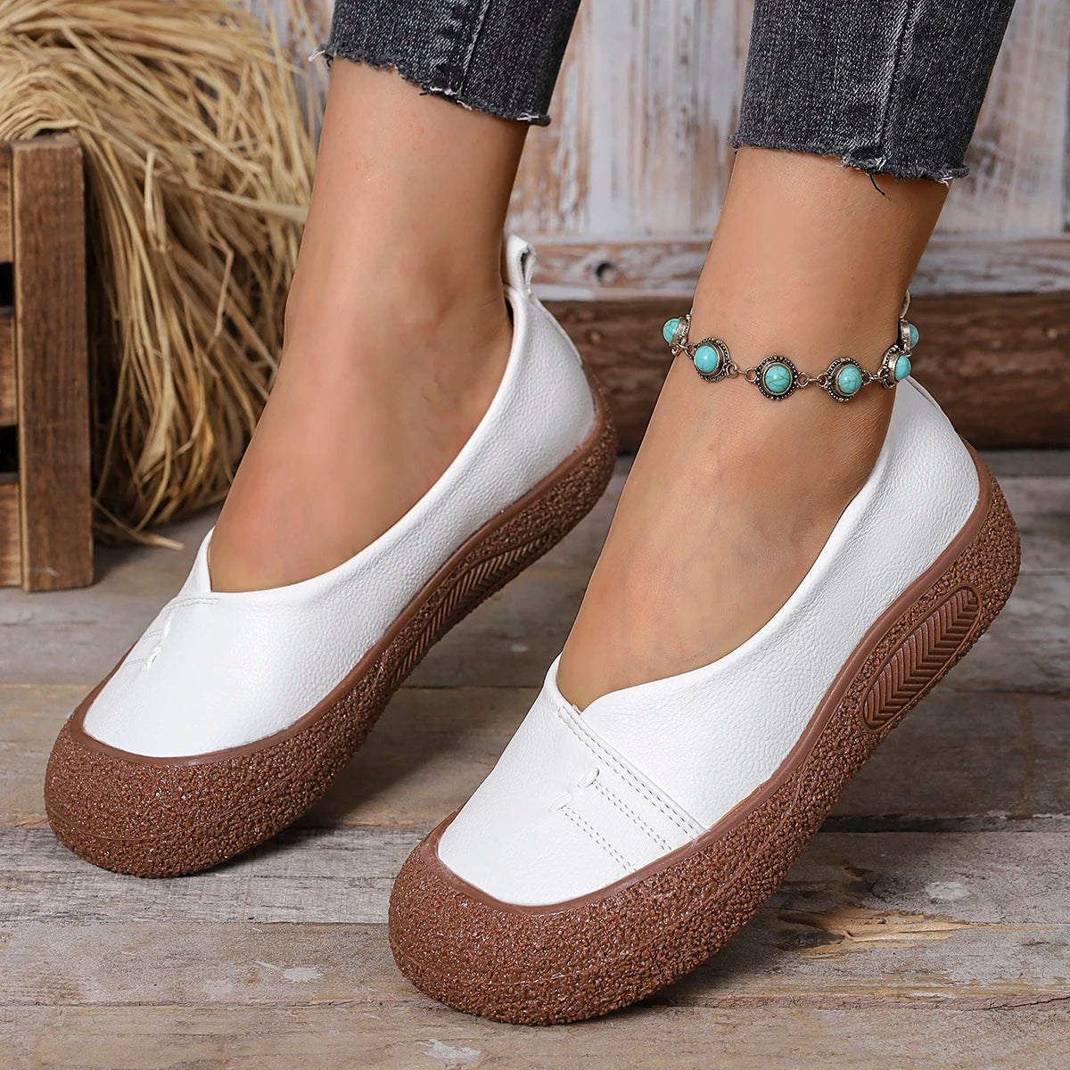 Spring Autumn Women Sneakers Casual Versatile Women Luxury Soft Leather Flat Sneakers Women Slip-on Shoes Retro Handmade Loafers Zpaxo WHITE 36