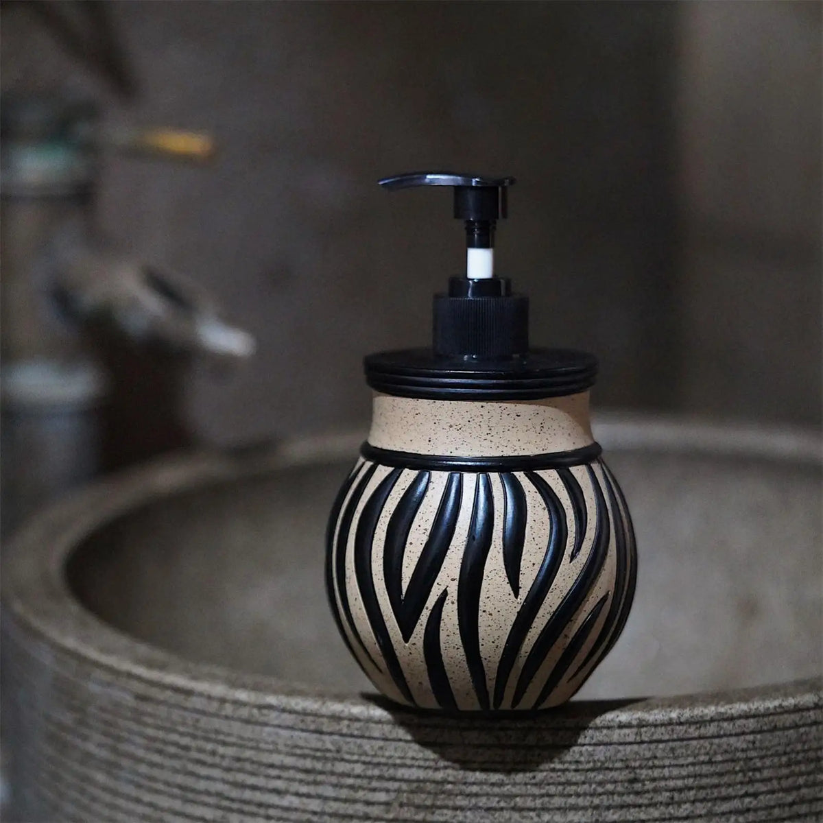 Soap Dispenser Kitchen Sink Liquid Zebra Design Refillable Retro Zpaxo